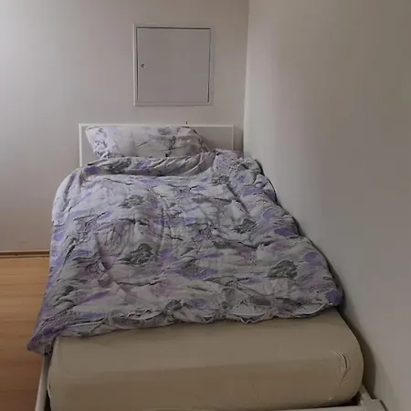 Lägenhet Ferienwohnung/monteurwohnung Alte Scheune Bei Kassel Ahnatal